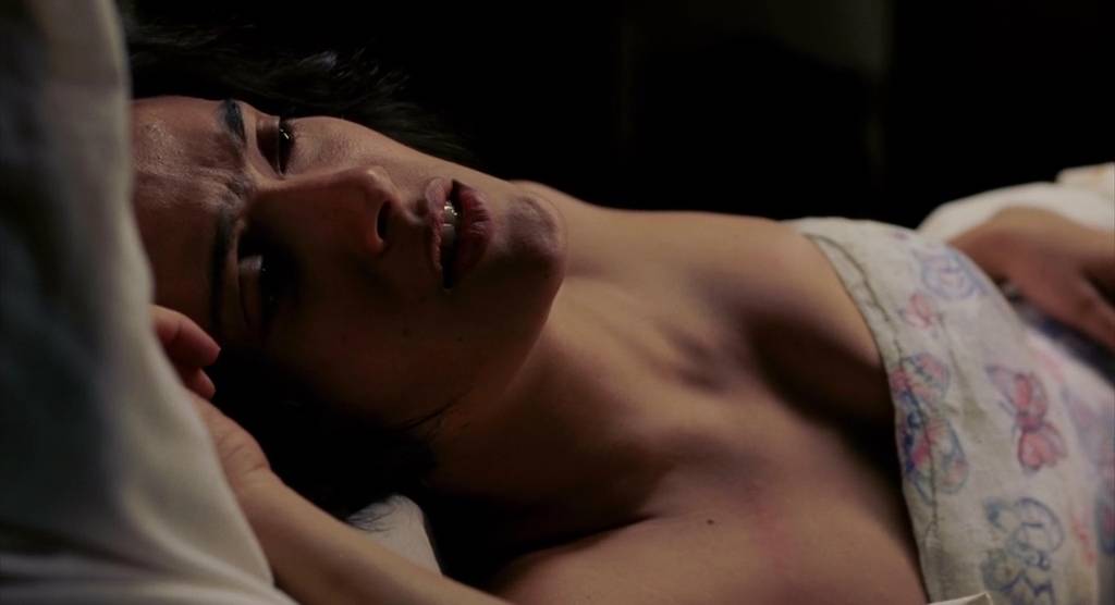 丈夫生性“贪色”,妻子竟不离不弃!艺术家的思维猜不透啊!