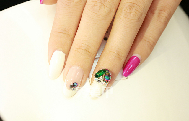 新手贴钻的方法,贴钻怎么贴不会掉