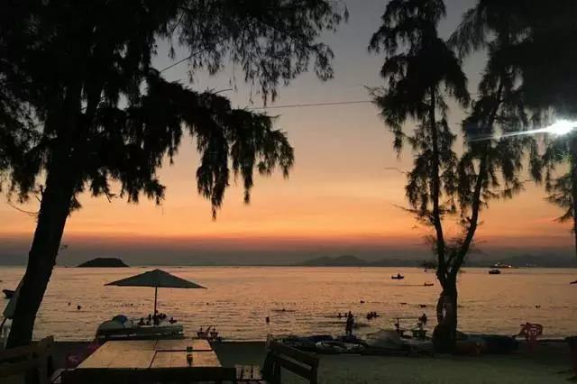 拒绝下饺子，出门就是海，双月湾爱琴海酒店