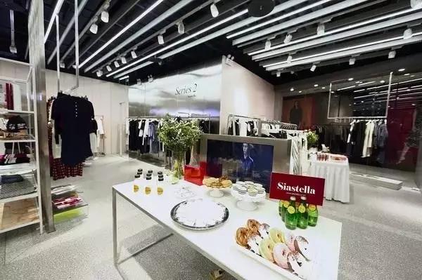 涨姿势了！原来一些炙手可热的服饰品牌，都属于这几大集团