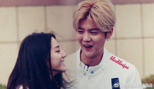 鹿晗粉丝疯狂举动,粉丝对鹿晗的疯狂举动