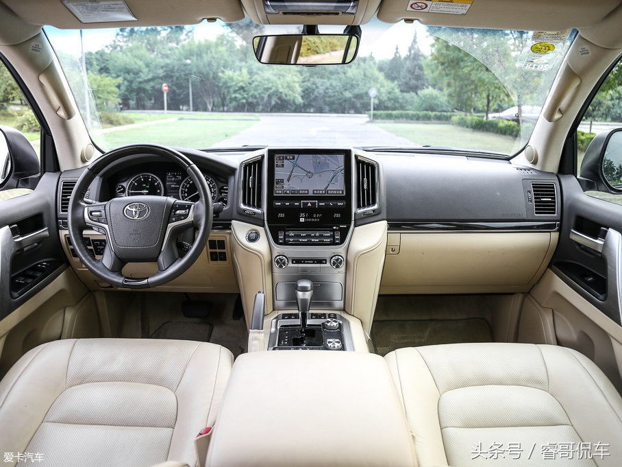 丰田霸道和陆地巡洋舰是一款车吗,丰田霸道和陆地巡洋舰各多少钱