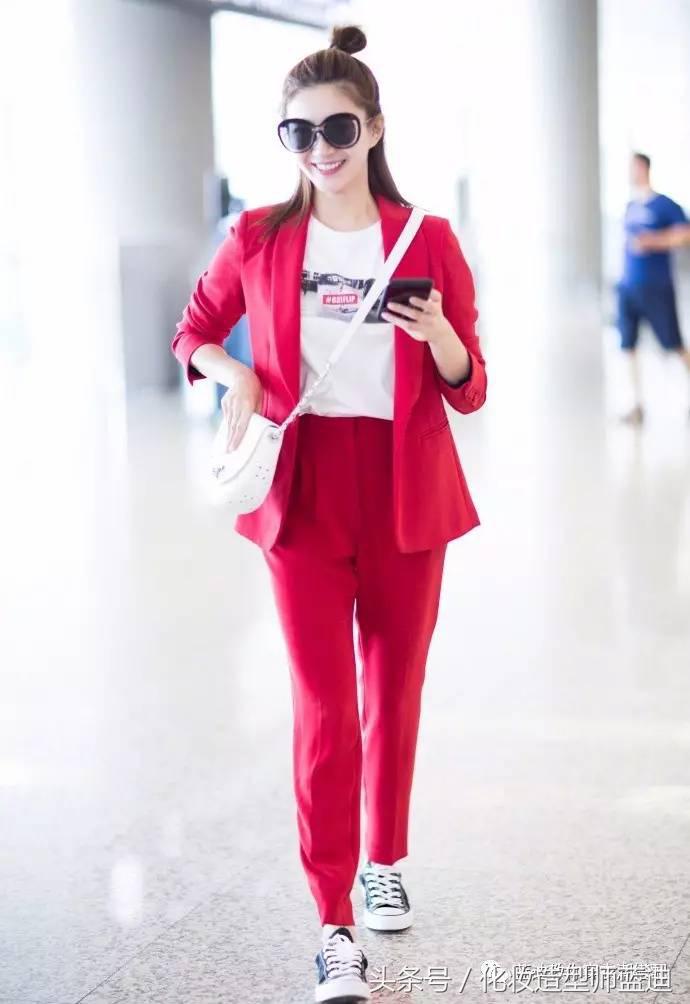 江疏影私服曝光,刘诗诗江疏影pk风衣新穿搭