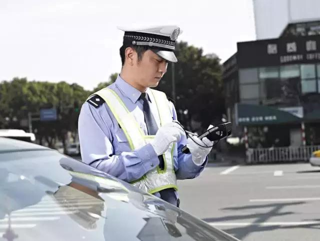 八年坚持专注浙江信电成为交通安全移动执法系统引领者