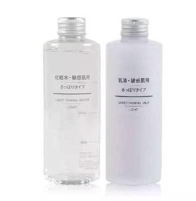 护肤品太滋润总是卡粉,温和不刺激的护肤水乳有哪些