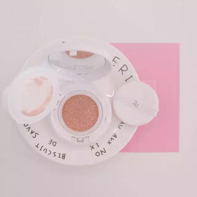 拒绝油腻底妆技巧,夏季用气垫怎么打底妆