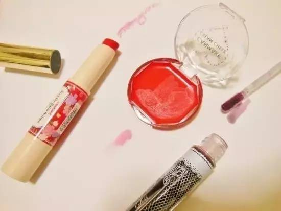 十个必买口红排行榜,平价口红品牌推荐