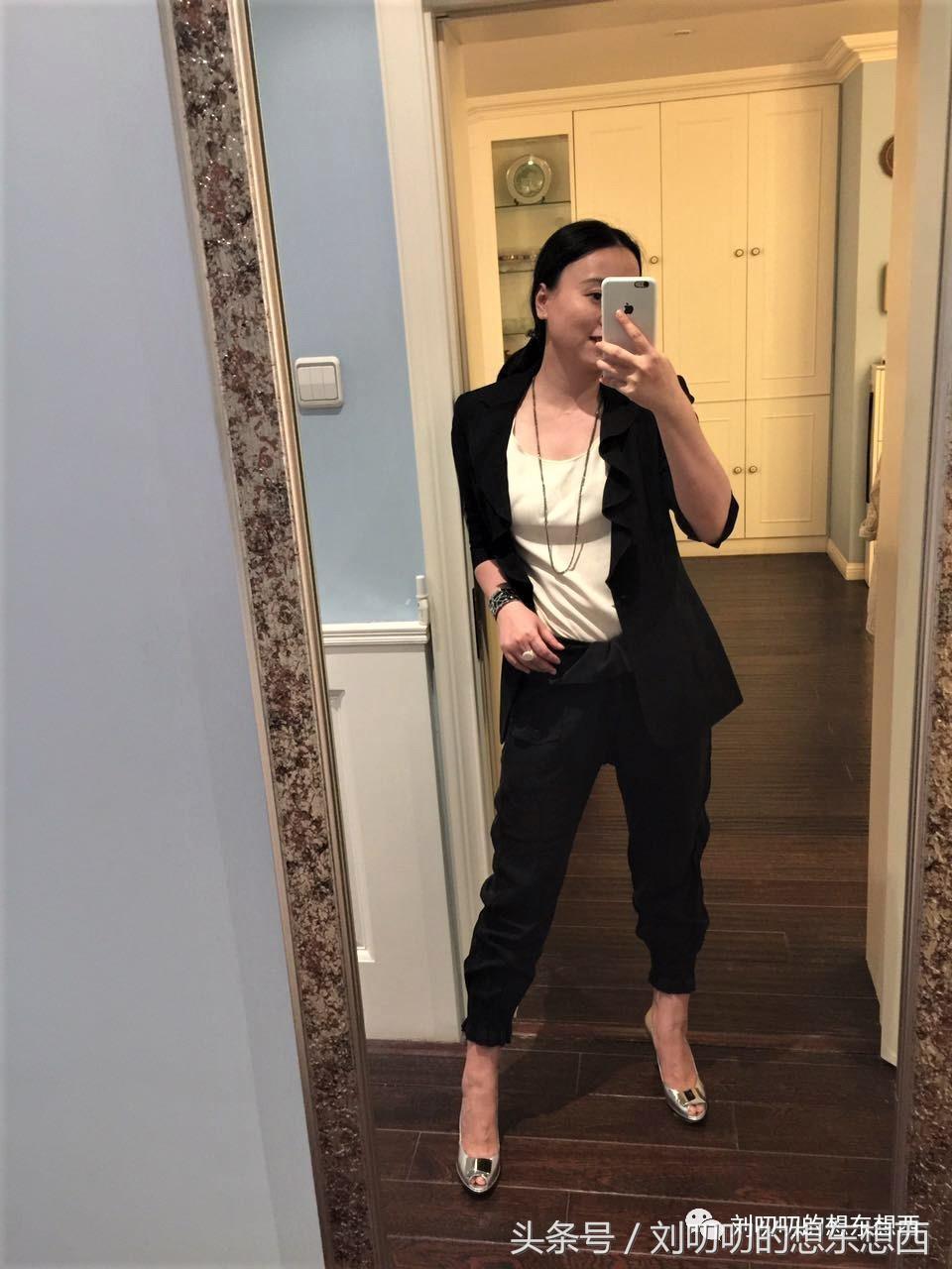 如何把正装穿得很休闲,正装条纹西服单穿咋搭配