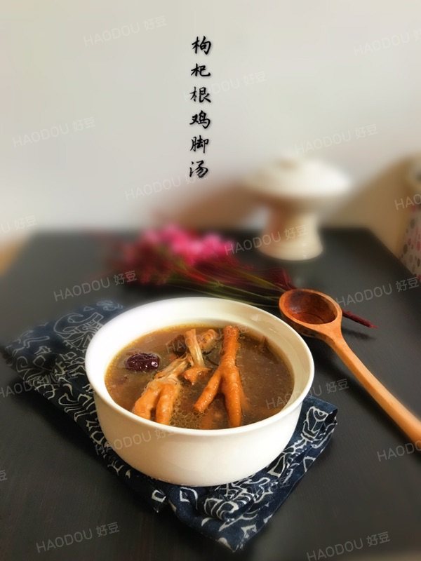 枸杞根煲汤最佳搭配,枸杞叶怎么煲汤最好吃