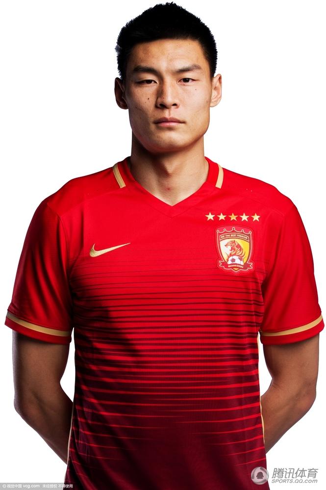 广州恒大新赛季官方写真照图片,恒大赛季最霸气的海报