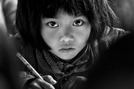 手工给照片PS的“暗房大师”：坚持只是一种喜欢