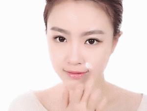 笑容引起的法令纹怎么解决,明星淡化法令纹最简单方法