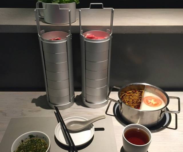 吃饭这么私人的事,吃饭是很私人的事