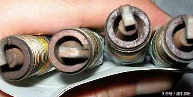 只因这件小事火花塞就报废了！很多车主居然不知道