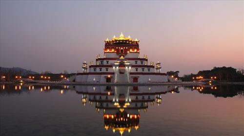 清风和煦，十里芳华，无锡灵山君来波罗蜜多酒店