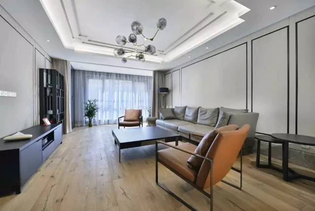 鐭宠啅绾挎潯鍜屽弻鐪肩毊鍝釜渚垮疁,闃嗕腑鐭宠啅绾挎潯鍝渚垮疁