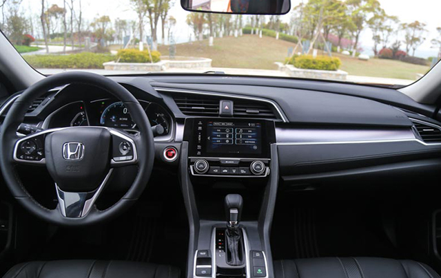 预算30万,动力强、油耗低的车,你可以选这些车!