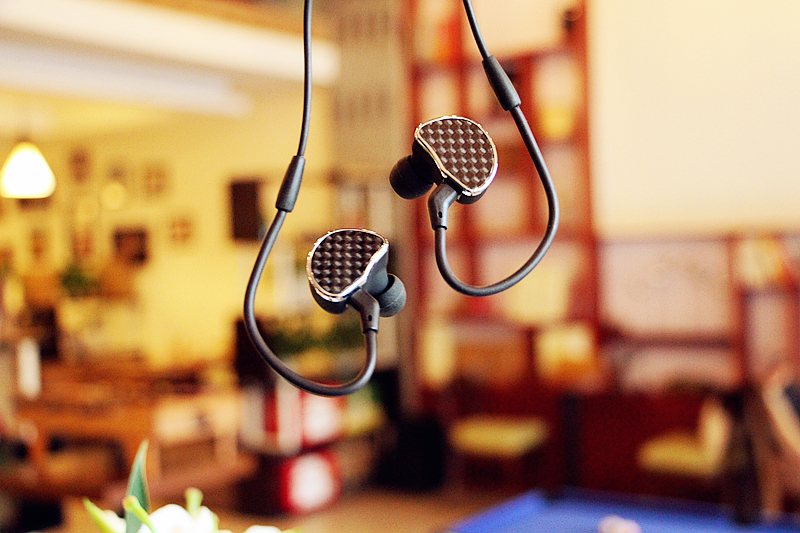 一条650元的耳机线，可让IPhone音质提升至“发烧级”？