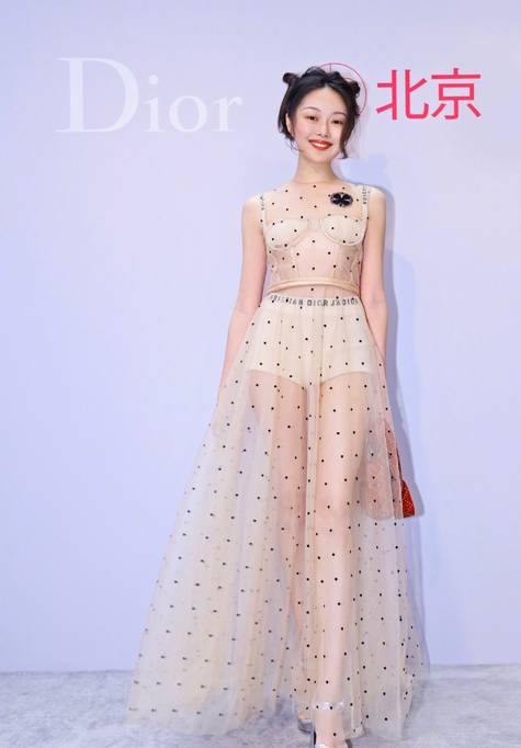 网纱裙没有质感穿着像不像蚊帐,网纱裙穿着不舒服