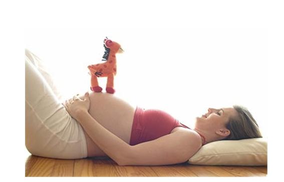 孕期妈妈预防水肿运动,准妈妈怎样避免孕期浮肿