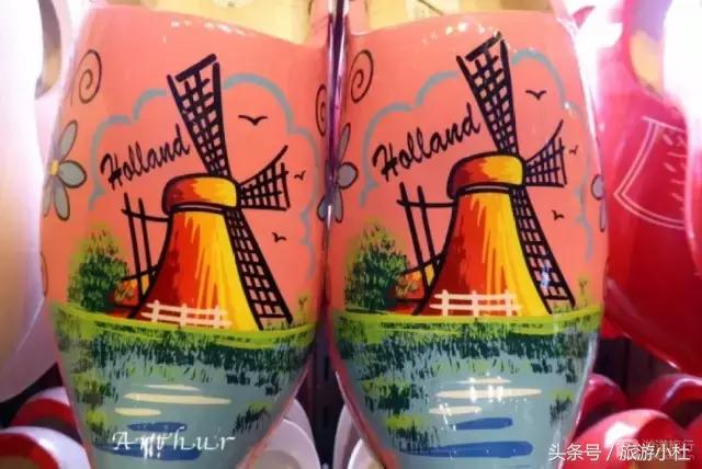 经久不衰的荷兰木鞋，靠的是什么魅力捕获大家的欢心？