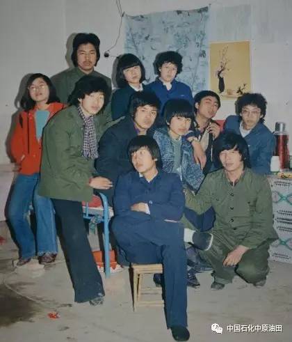 油田老照片,曾经有上万人居住的地方