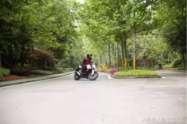 国外评测摩托车,国内摩托车对比国外摩托车