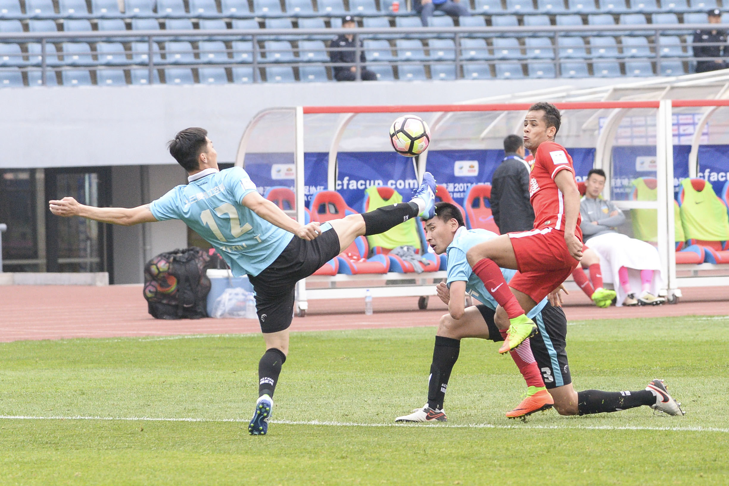 格乌瓦尼奥单刀,格乌瓦尼奥权健进球