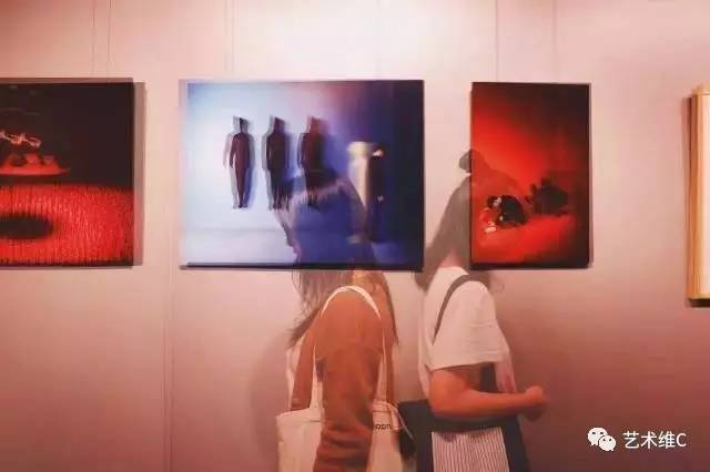 人人都在谈房到底是啥,为什么现在的vr这么火