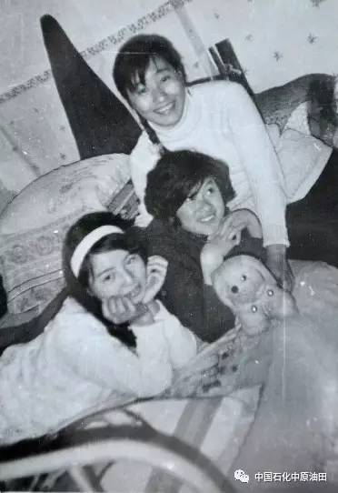 油田老照片,曾经有上万人居住的地方