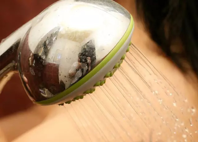 清洗纹身需要多久彻底清除,洗纹身后每次护理怎么操作