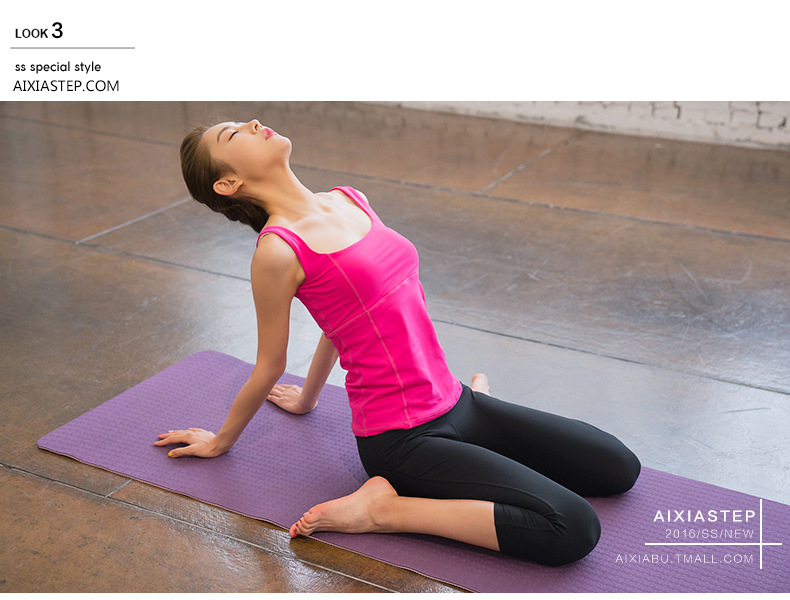 上身显瘦立领拉链显瘦瑜伽健身服,健身时尚瑜伽背心