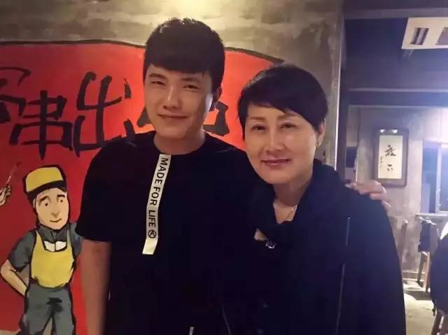 幻影劳斯莱斯烤串,劳斯莱斯烤串视频