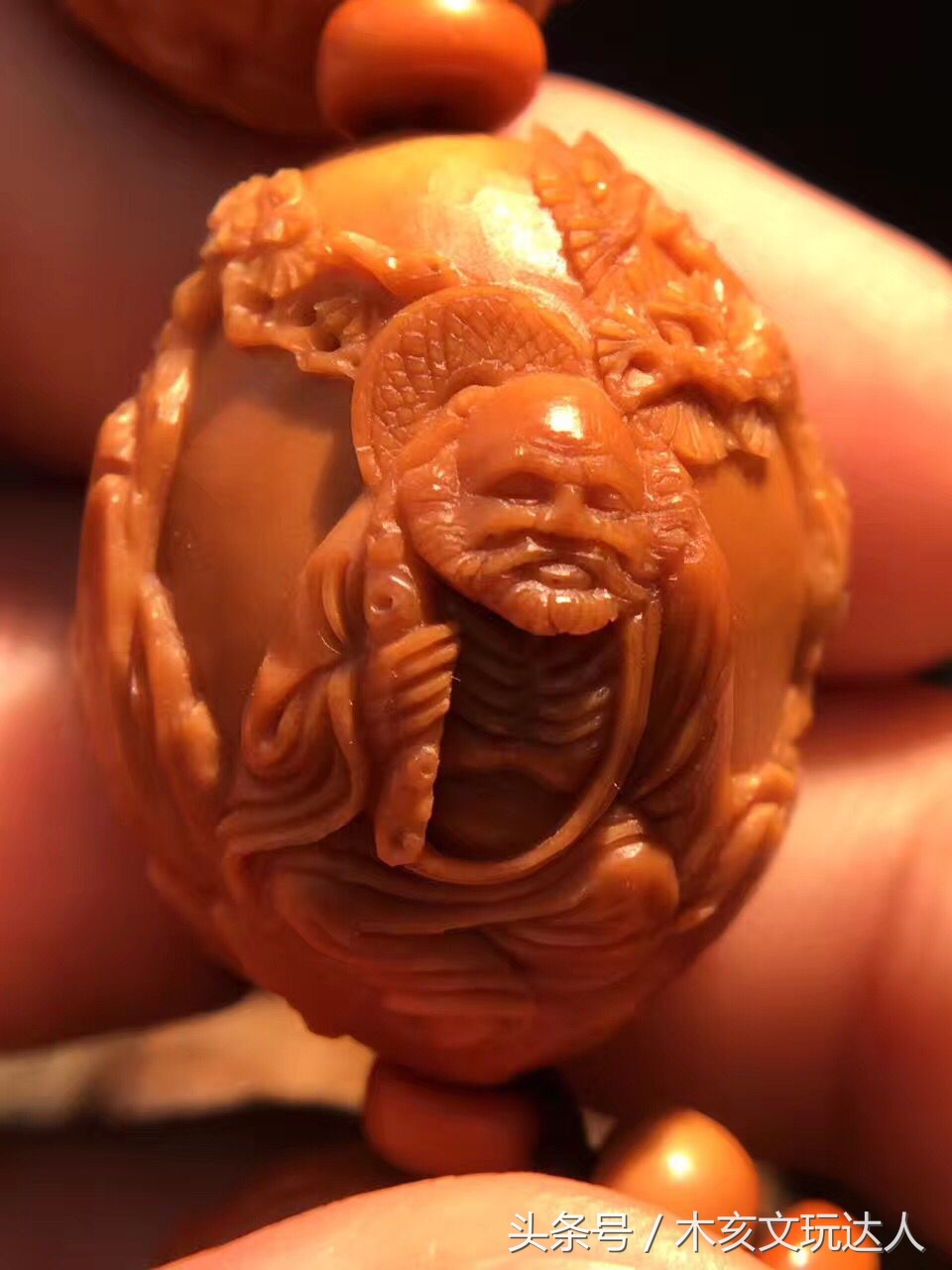 苏工橄榄核雕手串美女题材,橄榄核雕大师排名苏工