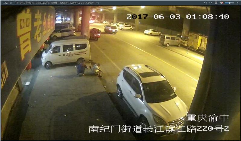 00后凌晨盗窃案例 (旅客拍下小偷作案3分钟破案)