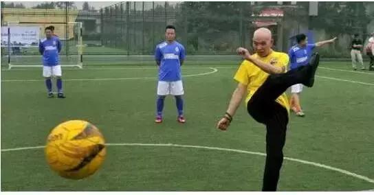 再把“雄起”吼起来!成都足球要“开挂”,球场将超300个