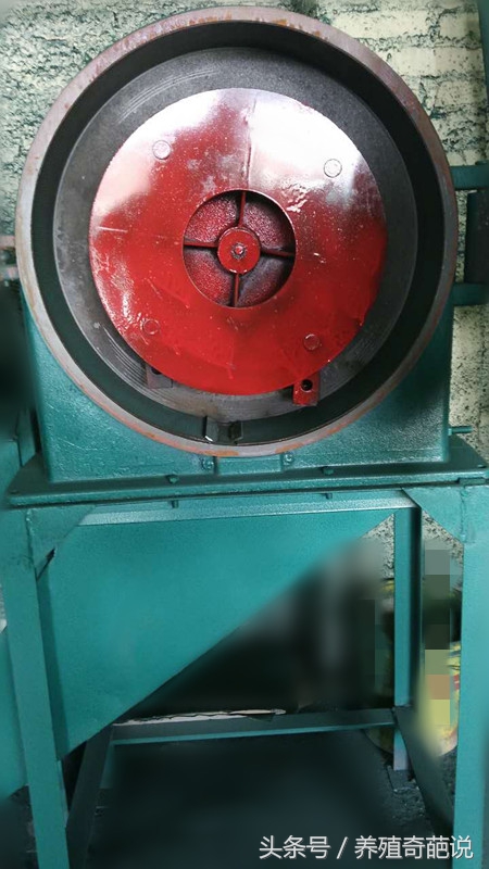 粉碎搅拌一体机构造,立式粉碎搅拌一体机使用详解