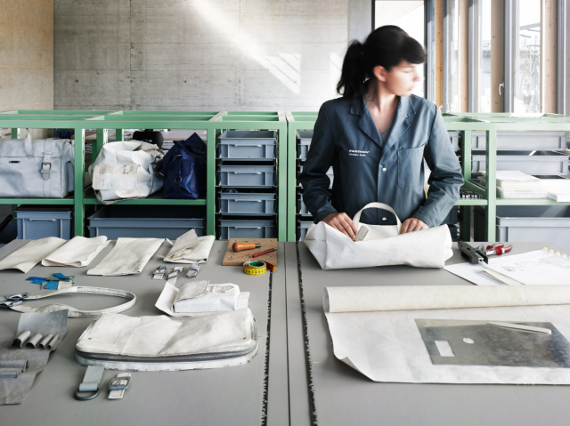 好看实用的电脑包推荐,性价比高的轻奢电脑包