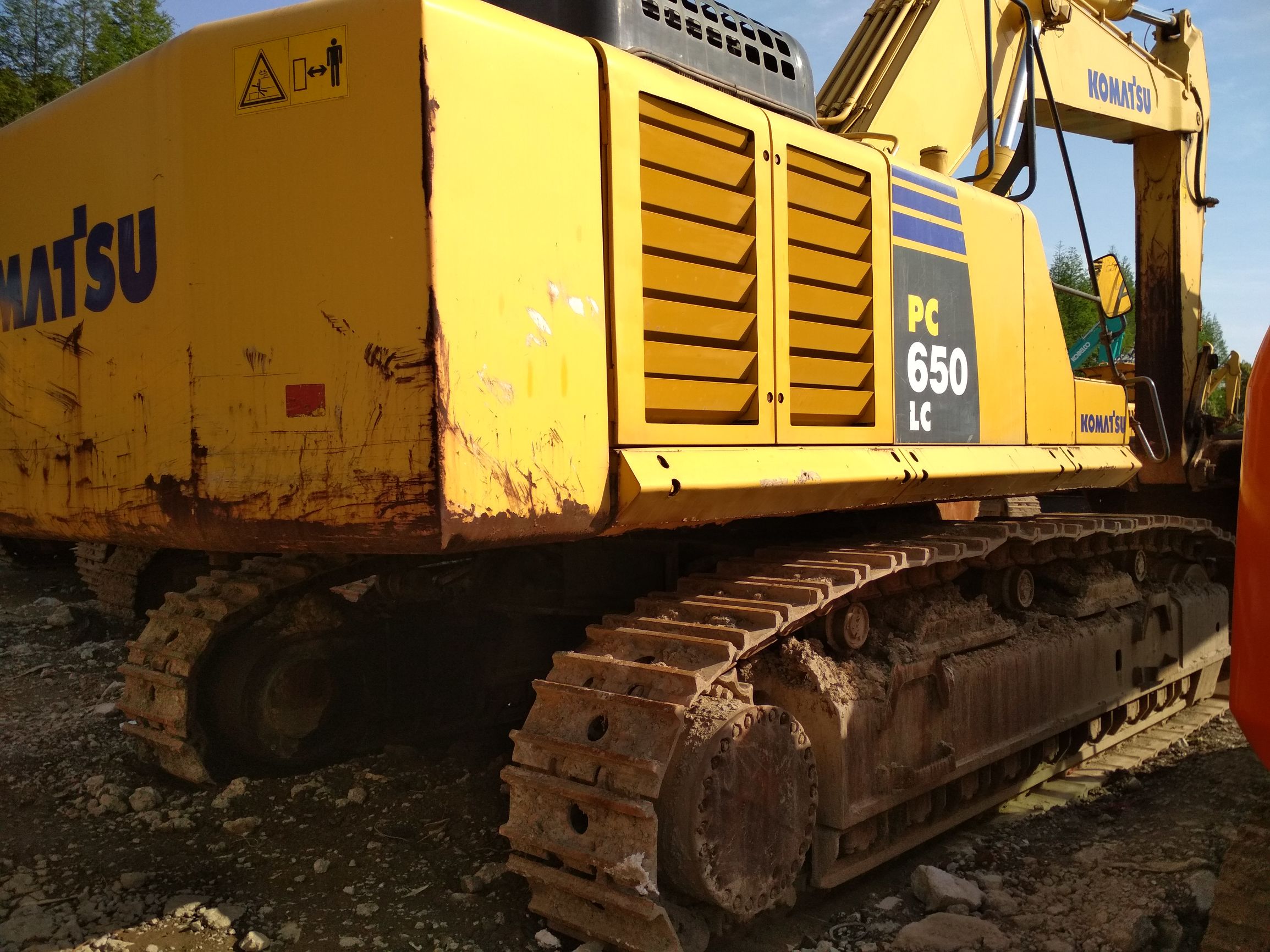 二手挖掘机分析,二手小松110挖掘机