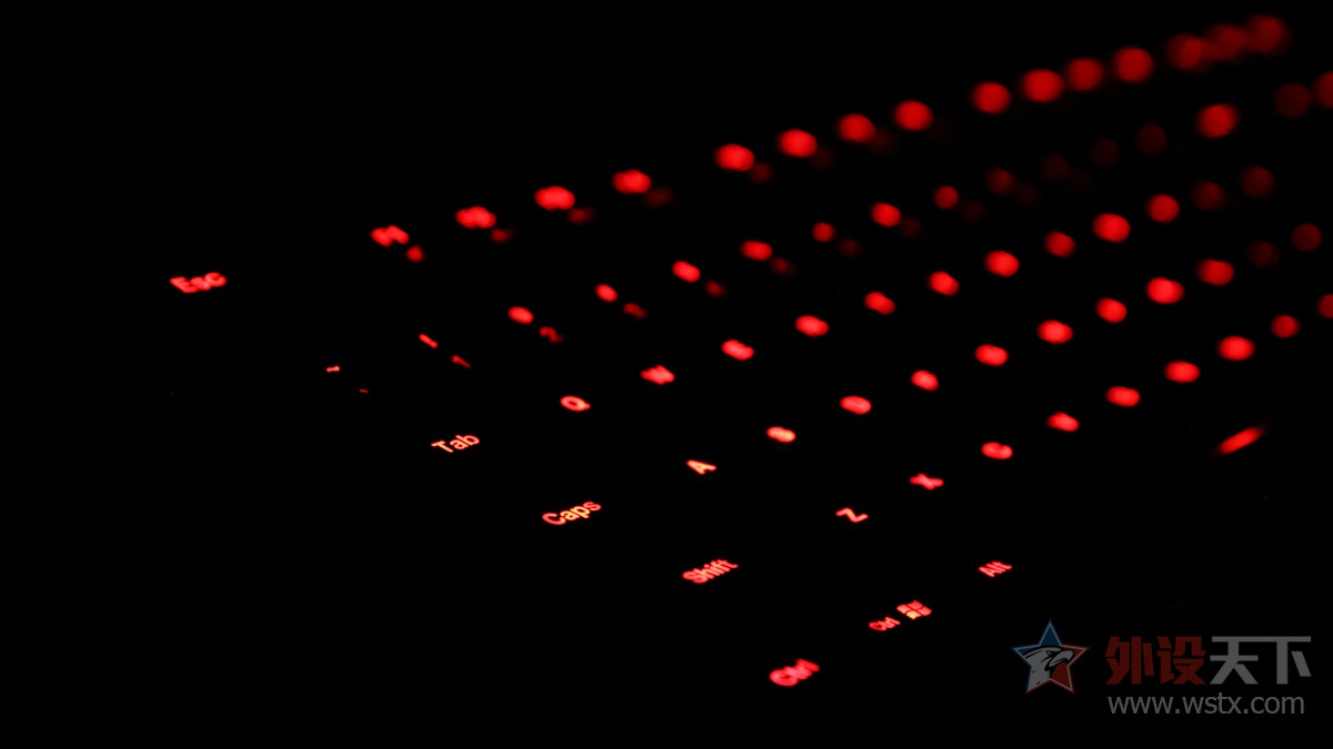 多彩机械键盘评测,雷迦机械键盘评测