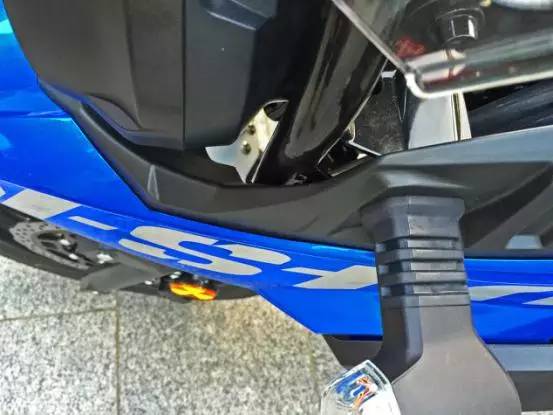 最新豪爵铃木dl250评测视频,18年的豪爵铃木dl250值得买吗