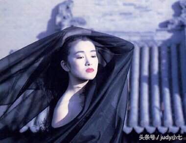 巩俐主演大红灯笼高高挂9集,巩俐大红灯笼高高挂电影