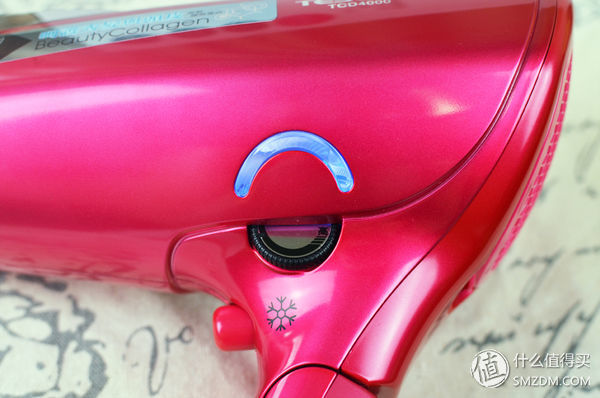 秀发水亮如丝的秘密!TESCOM黑科技TCD4000吹风机测评