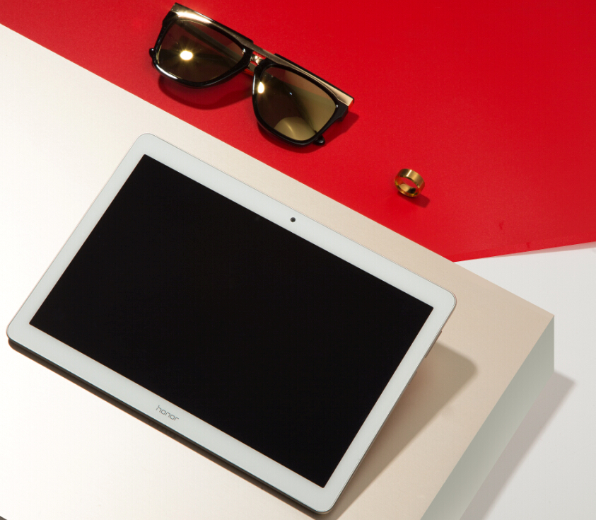 荣耀畅玩平板2测评最新,荣耀畅玩平板2设计