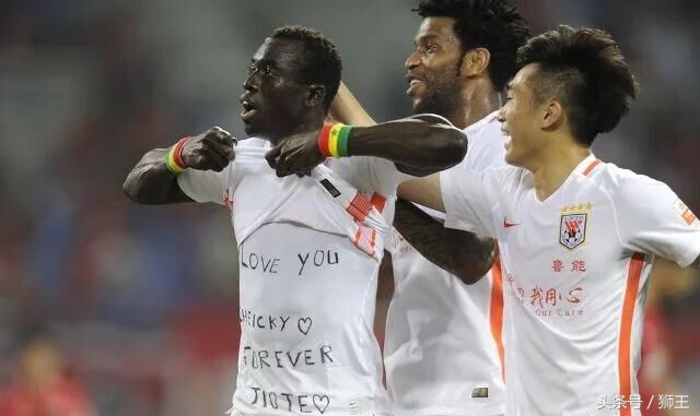 空霸缺席催生西塔联手,意国脚真的拖了鲁能的后腿?