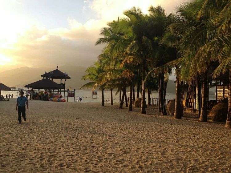 海南旅行三亚旅游攻略,海南三亚夫妻结伴旅行