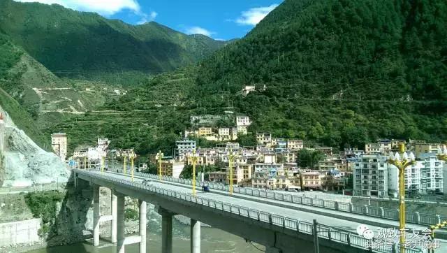 70后大叔徒步回家,70后大叔在家自驾游