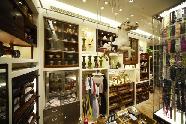 东京古着店是旧衣服吗,复古古着店铺推荐