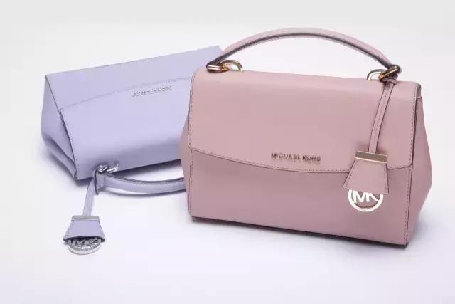 买奢侈品犒劳自己,年中大促买一送一服装