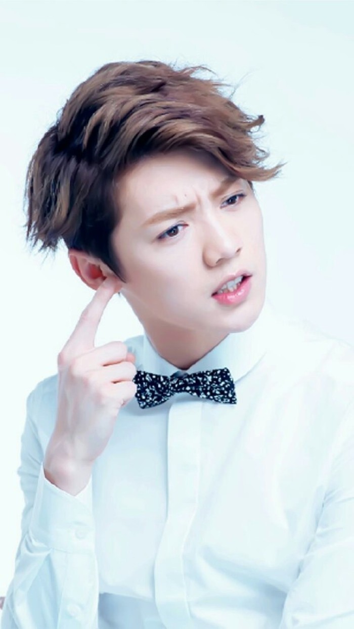 鹿晗勋章歌词壁纸图片,鹿晗照片锁屏壁纸卸妆